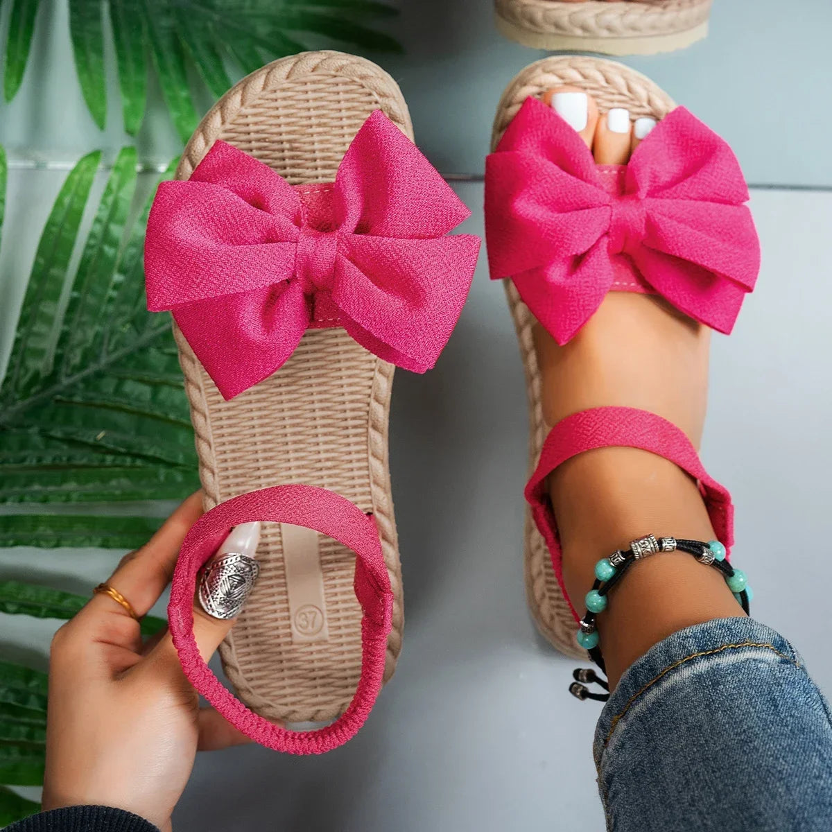 Lightweight Pink Bow Tie Flat Sandals