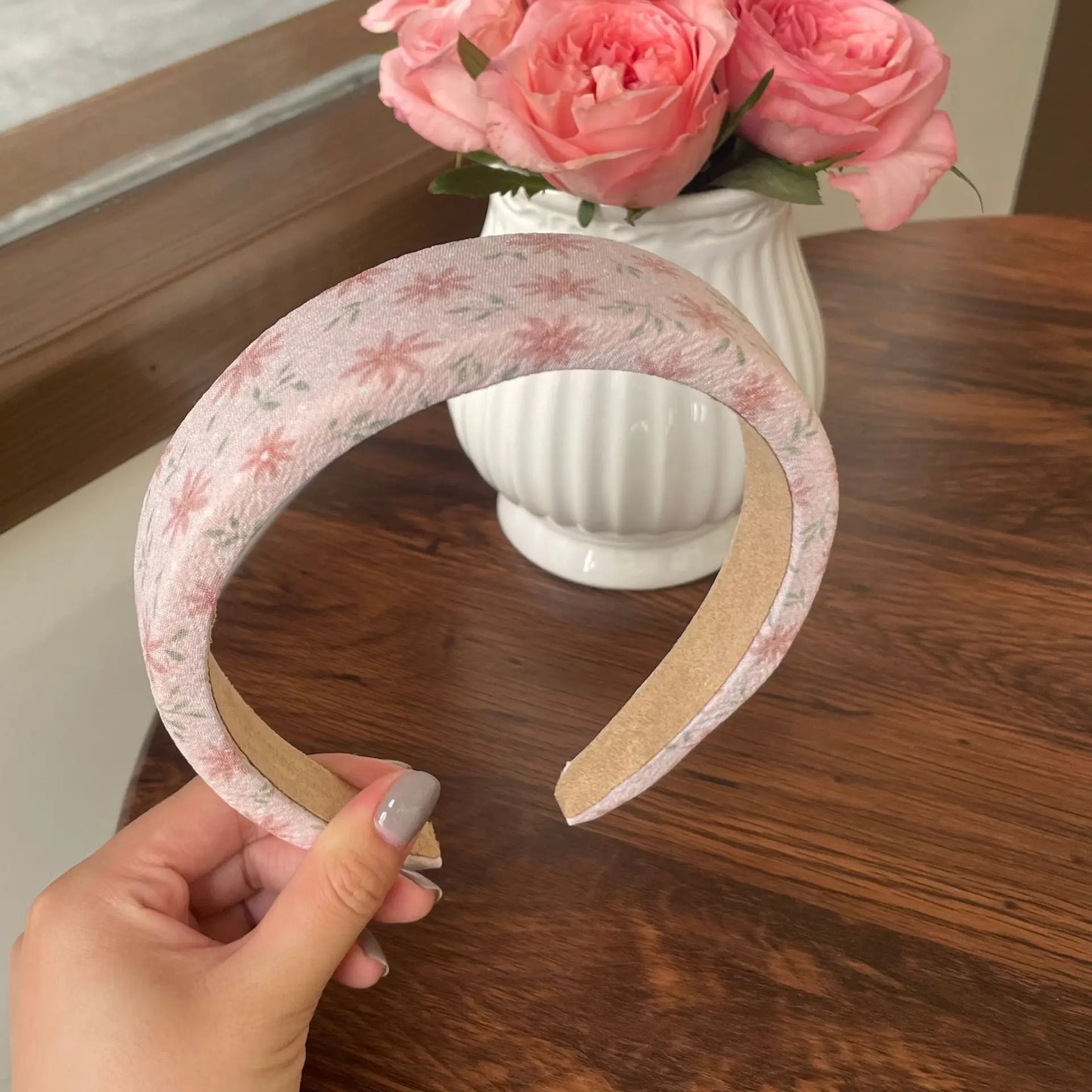Pink Pleated Flower Plate Wide-Brim Headband
