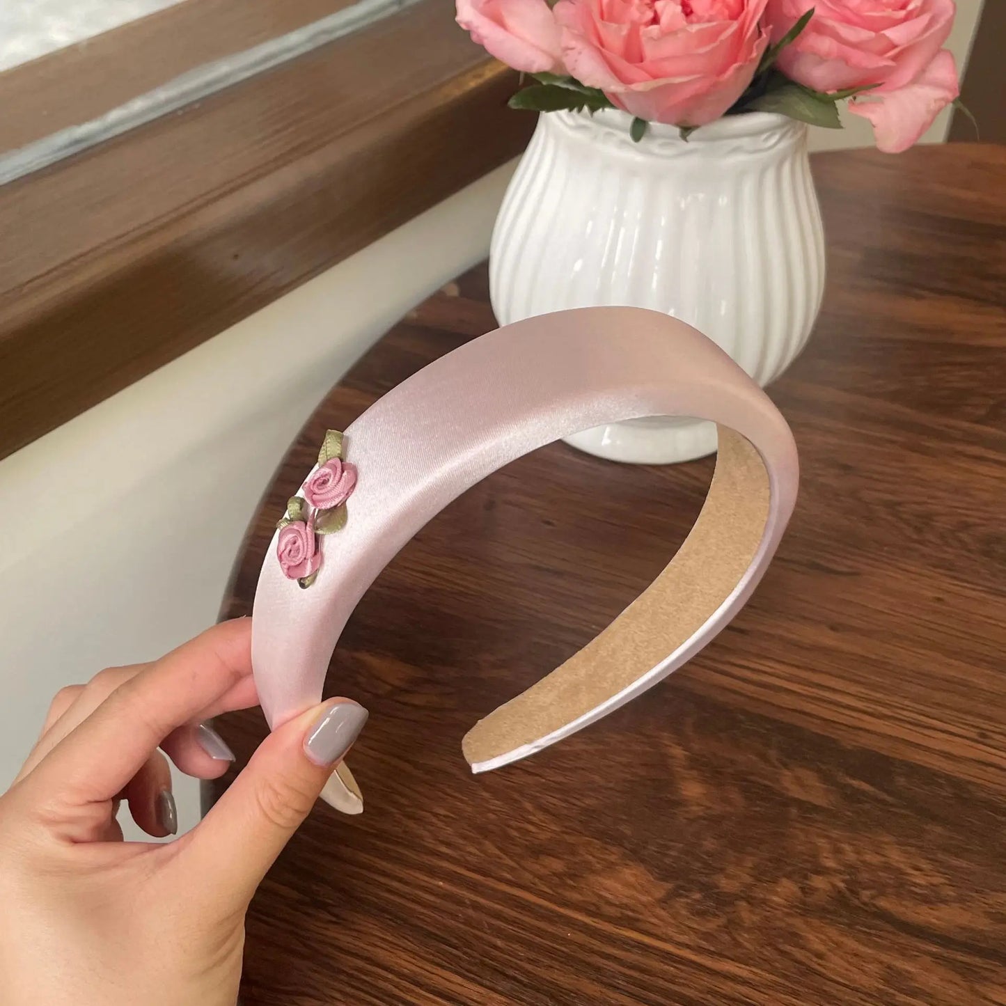 Pink Pleated Flower Plate Wide-Brim Headband