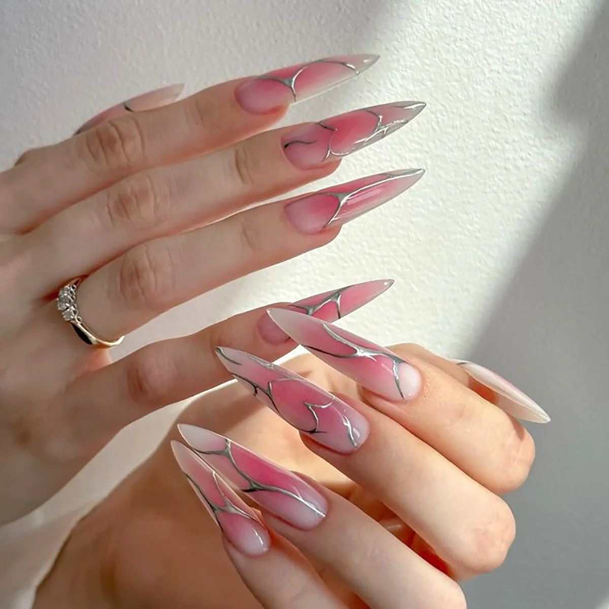 Gradient Pink Stiletto Charm Press-On Nails (24Pcs)